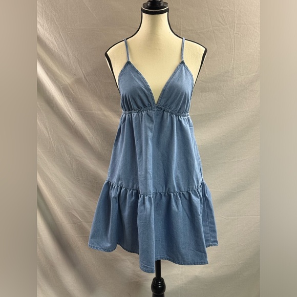 Denim Sundress With Spaghetti Straps - Picture 6 of 8